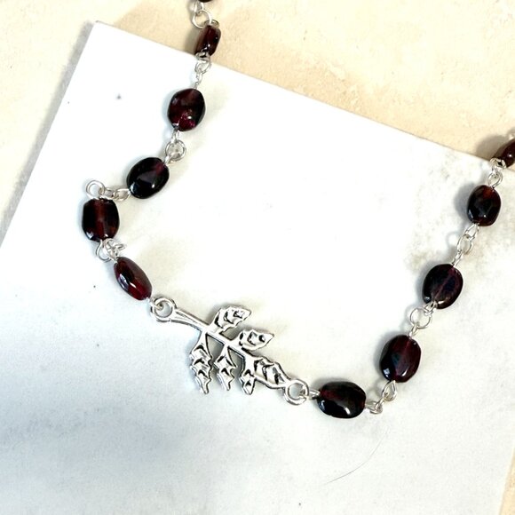 Genuine Garnet Short Necklace, Natural Gemstone w/ Leaf Branch Pendant - Picture 4 of 15